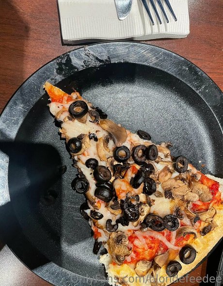 blondefeedee star pornographique image