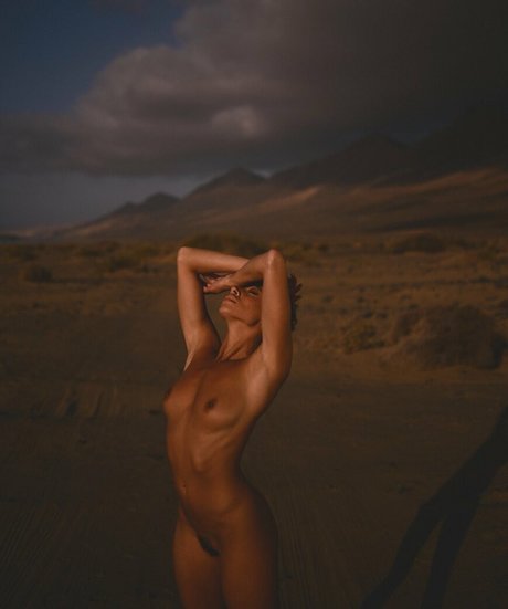 gangbang inversé onlyfans art photo