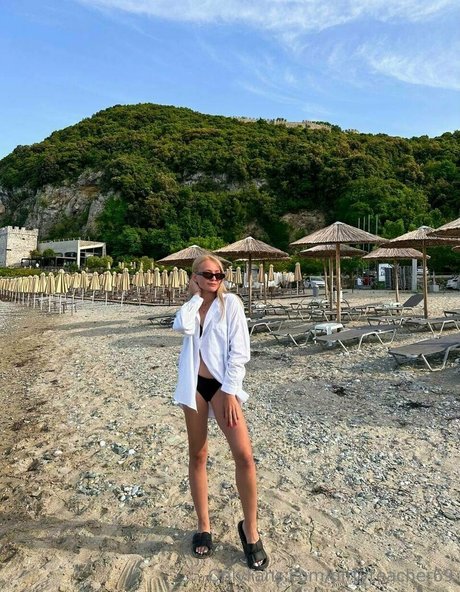 ébène courbée onlyfans hd parfaite galerie