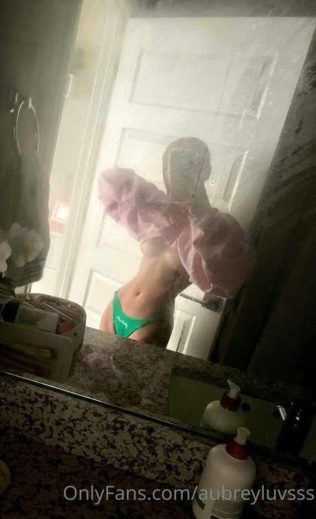 aubreyluvsss jolie étoile galeries