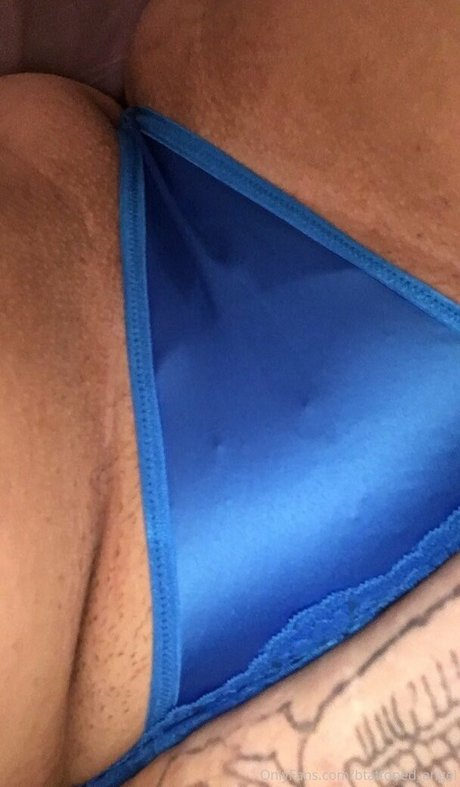 btattooed angel actrice de nus photos