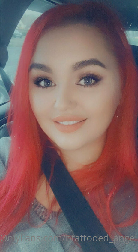 btattooed angel star du sexe galerie