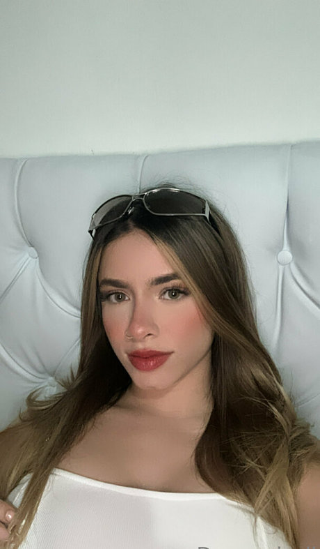 dannagisell modèle exclusif archive