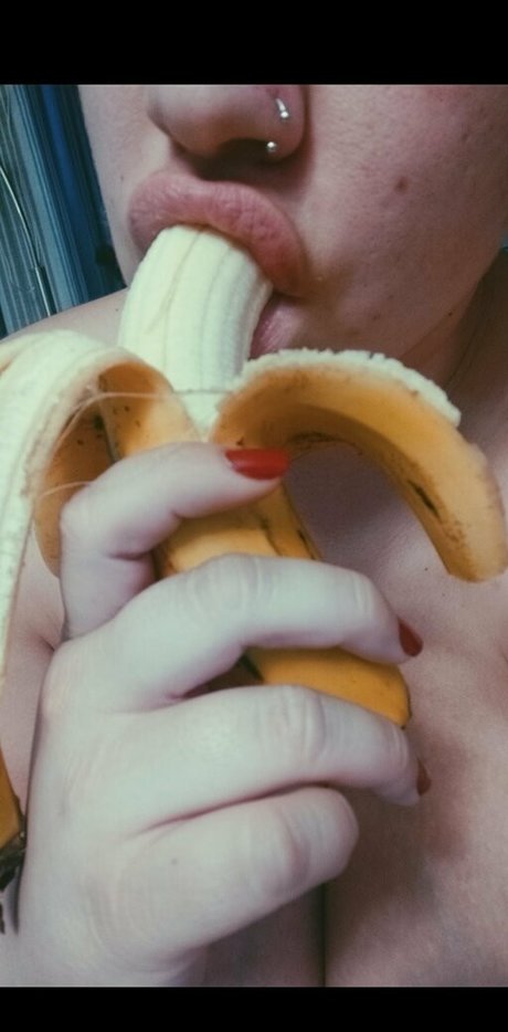 girlonfire12 modèle parfait photos