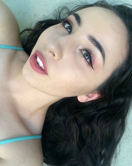 Valentinababi nus star du porno img