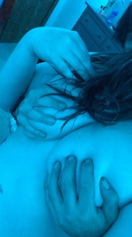 violetxvixxen haut modèle photos