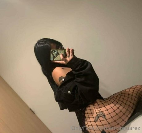 anniiejuarez art modèle galeries