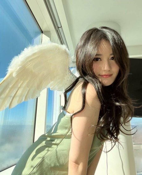 Plushys star du porno en haute qualité images