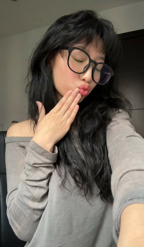 Yujin modèle nu collection