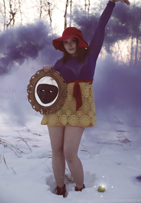 hazzardousmaterial étoile adulte galeries