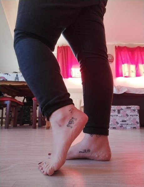 curvyadiction actrice nue archive