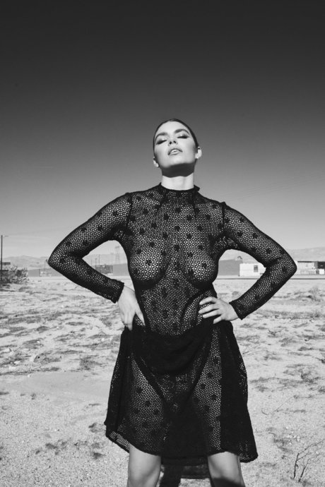 Lauren Searle star du porno de haute qualité archive