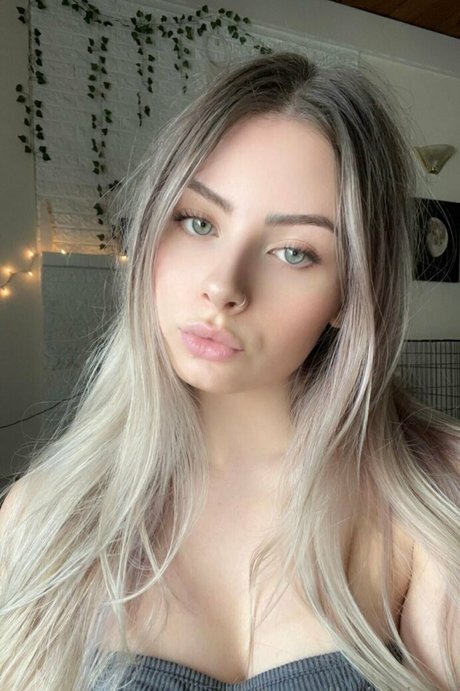 alignedbyjuniper actrice porno galerie