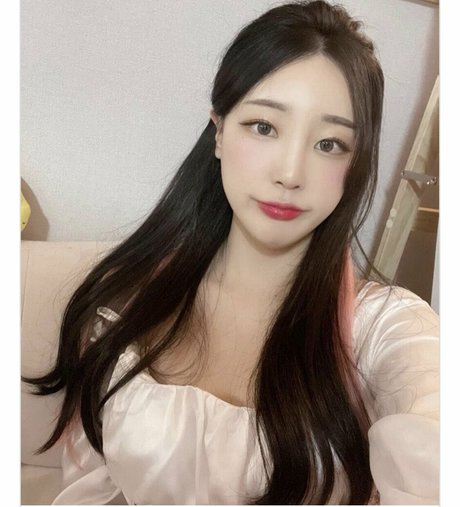 dpqls718 actrice nue collection