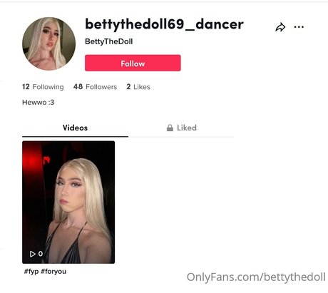 bettythedoll étoile img