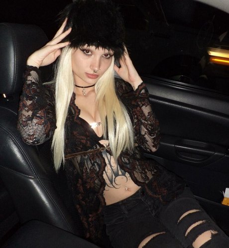 liittlekrissy beau modèle image