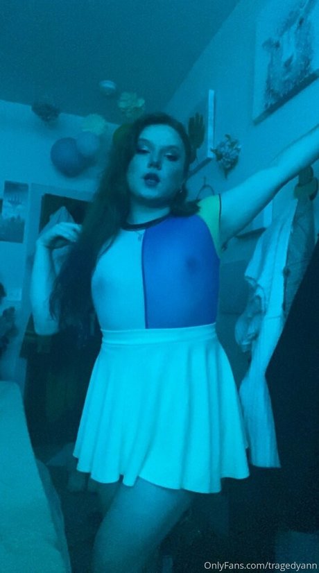 tragedyann xxx star du porno galerie