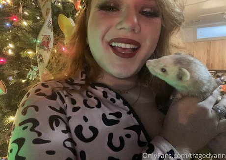 tragedyann actrice exclusive image