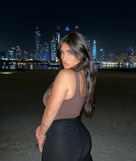 fans asiatiques de findom uniquement art exclusif archive