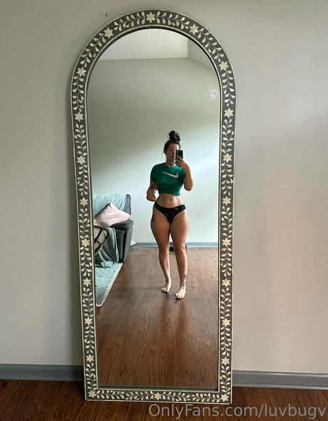 luvbugv actrice images