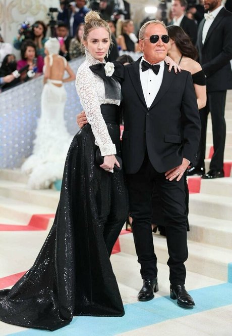 Emily Blunt étoile parfaite images