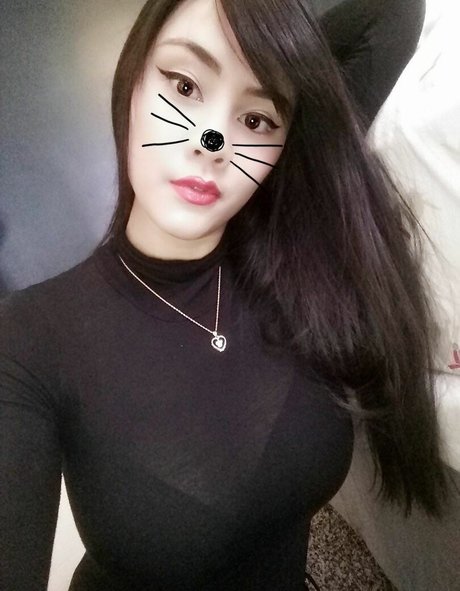 Marine modèle magnifique img