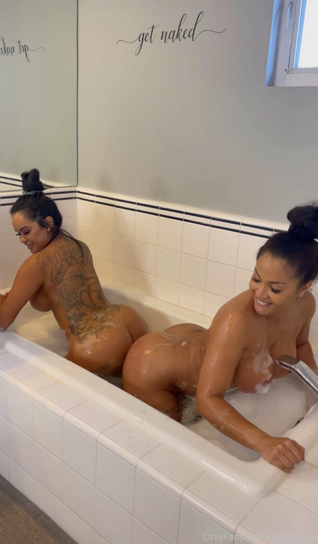 lingerie milf uniquementfans meilleur art galerie