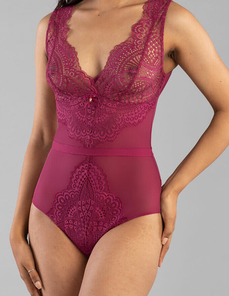 nikkirai_ joli modèle photo