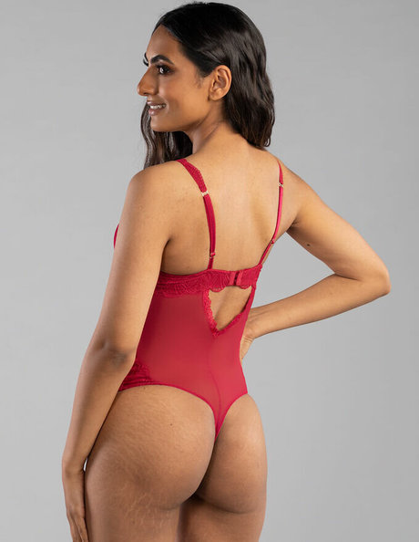 nikkirai_ étoile des photos