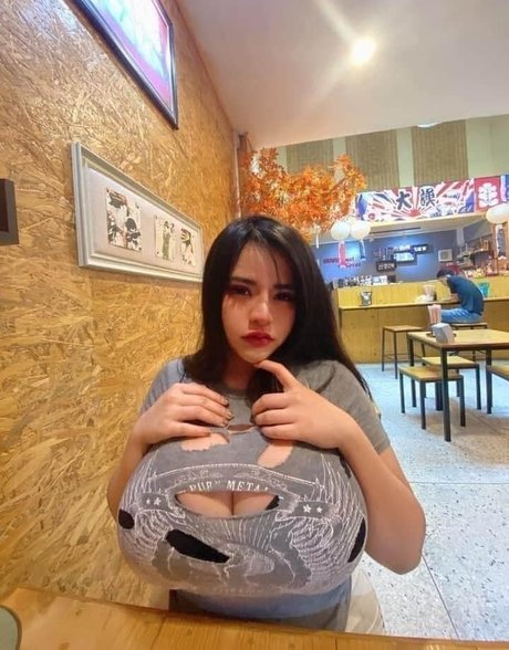 Nisachon Yoothai étoile hd photo