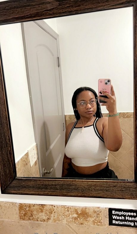 tati jpeg actrice chaude des photos