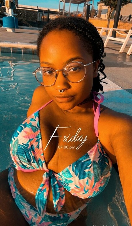 tati jpeg modèle chaud photos