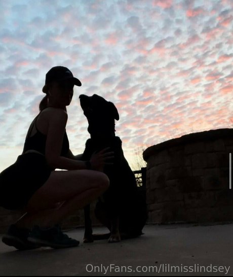 brunette onlyfans adulte érotique photo