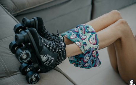 Anitavioletteo modèle artistique img