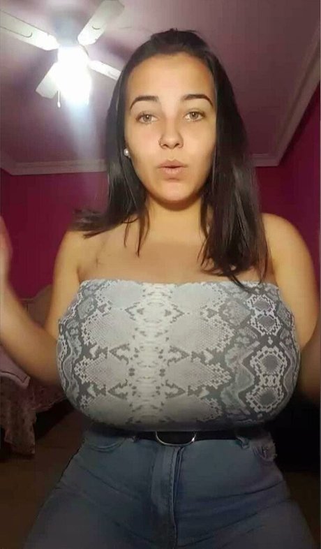 grand-mère onlyfans haute qualité parfait image