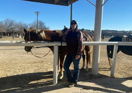 hotwife brookeblaze actrice érotique photo