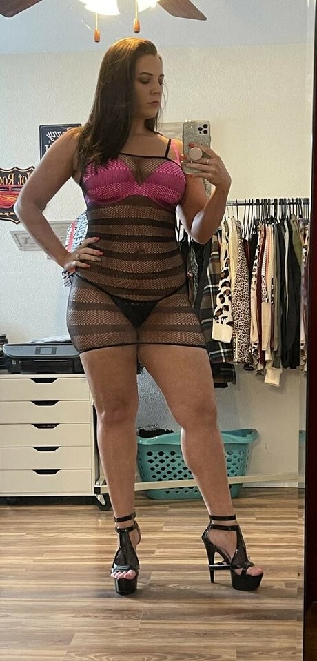 hotwife brookeblaze modèle sympa image