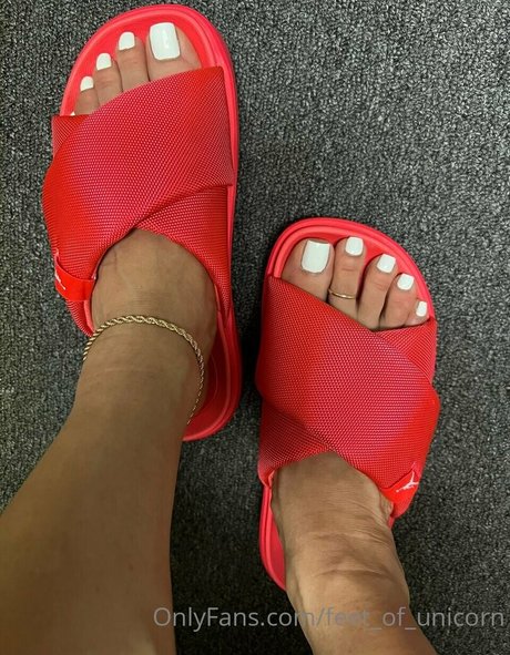 feet of unicorn modèle pornographique image