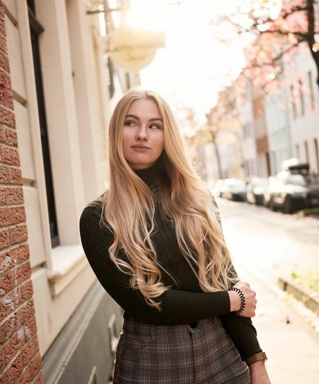 Alrun Steiner star du porno sexy images