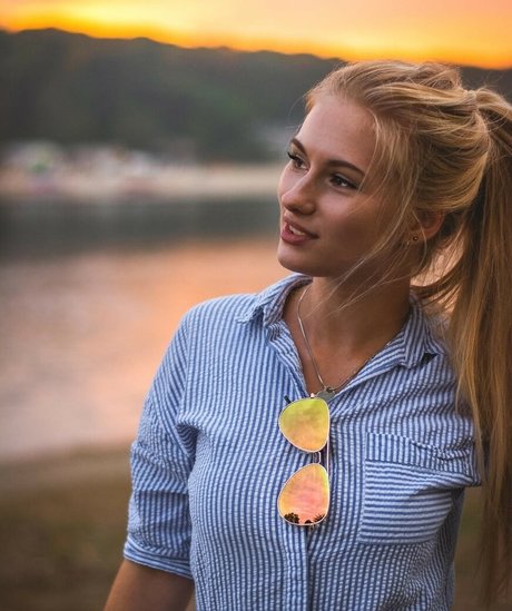 Alrun Steiner meilleure star du porno archive