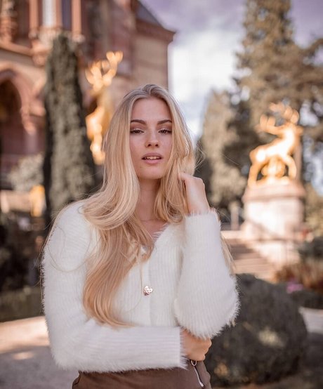 Alrun Steiner haut de star du porno galerie