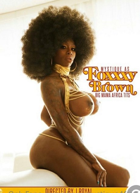 ebonymystique4free star du porno en haute qualité collection