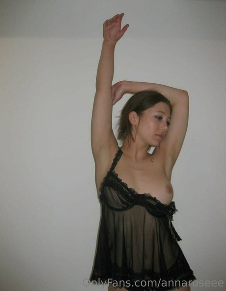 annaroseee modèle adulte photos