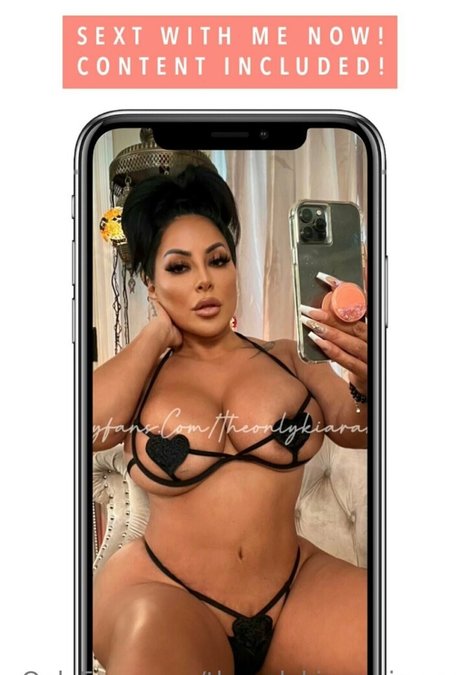 theonlykiaramiaxxx actrice nue photos