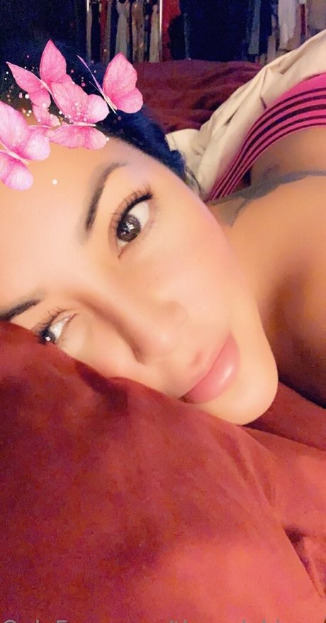 theonlykiaramiaxxx actrice de nus images