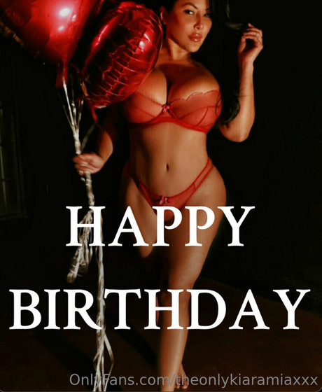 theonlykiaramiaxxx étoile gratuite archive