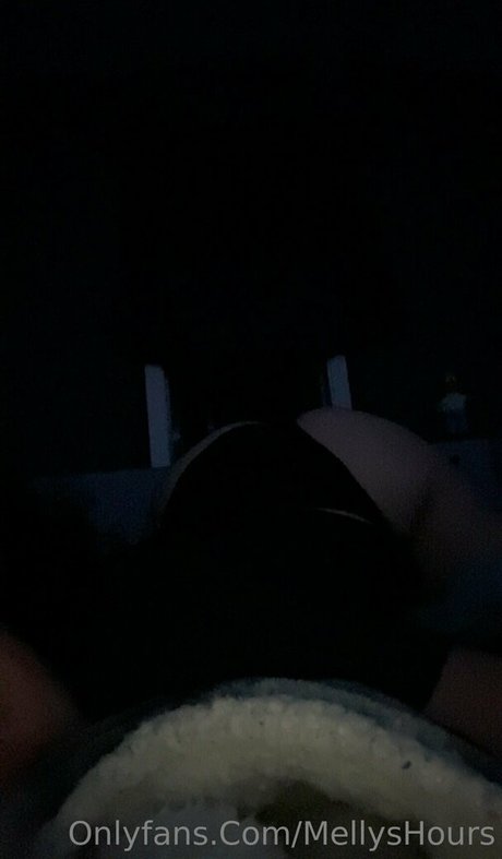 mellyshours jolie star du porno images