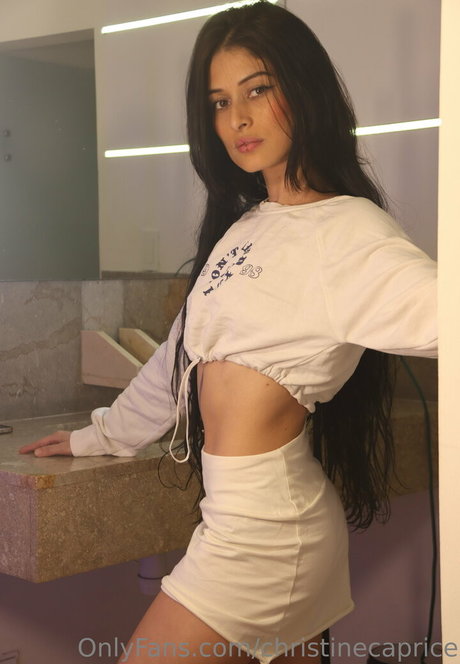 christinecaprice étoile parfaite galeries