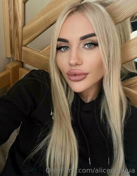 alicedollyua star du porno sexy archive