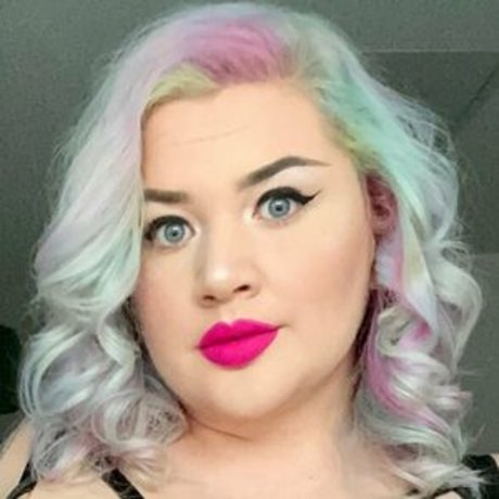 Curvysjay actrice xxx galeries